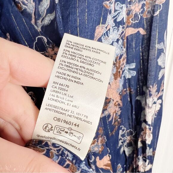 By Anthropologie Long-Sleeve Smocked Lurex Top Size S Blue Floral Print boho - Picture 13 of 13